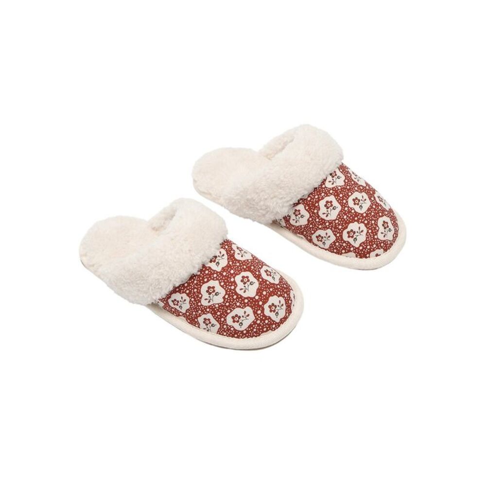 Rylee & Cru Slippers, Red